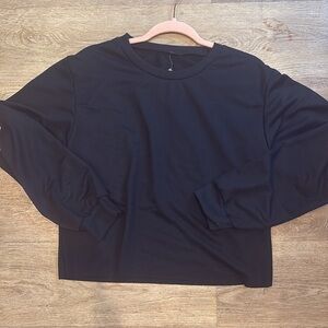 ❤️ Black Crew Neck Sweater Crop Top